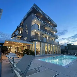ascot-riccione.emilia-romagnahotels.net/