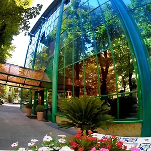 hotel-michelangelo-forli.emilia-romagnahotels.net/